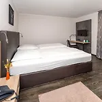 Hotell Tespo Und Sportpark 3*