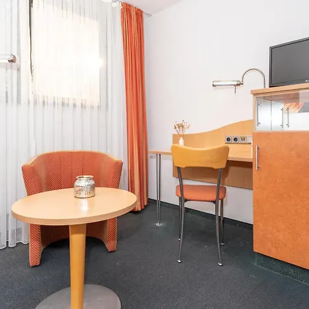 Tespo Und Sportpark Hotel 3*