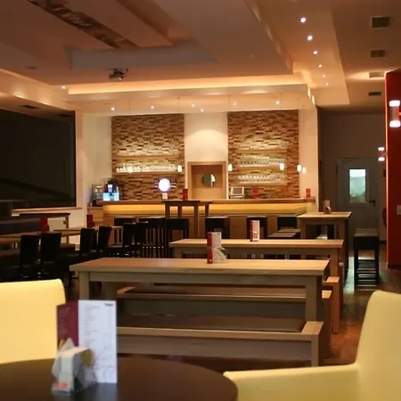 Tespo Und Sportpark Hotel